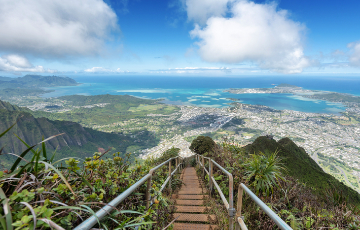 Top 5 Best Places to Retire in Hawaii in 2022 | Investment U