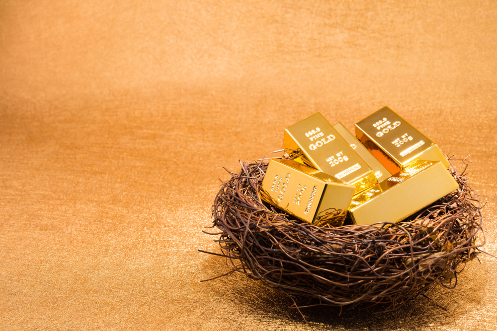 With a Market Meltdown Imminent, It’s Time to Buy Gold