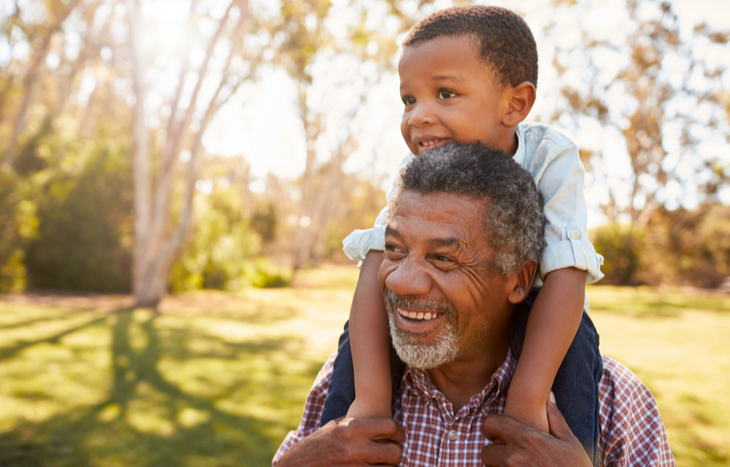 Man spending more time with his grandson after learning how to retire at 50 years old