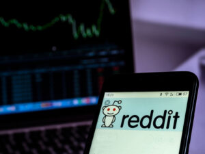 Reddit IPO: Should You Invest in r/WallStreetBets Owner?
