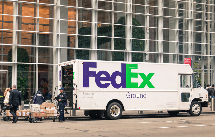 FedEx truck and FedEx stock forecast