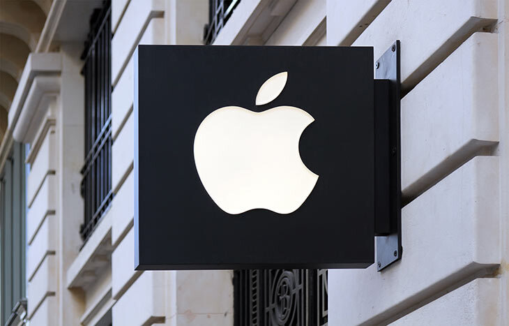 The latest Apple stock news pushes stock to new highs.