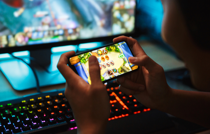 Mobile gaming stocks to invest in.